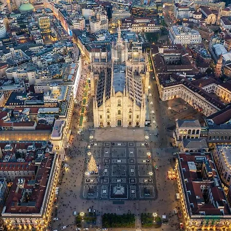 Porta Venezia • Duomo Wi-fi • Netflix • Metro Apartment Milan